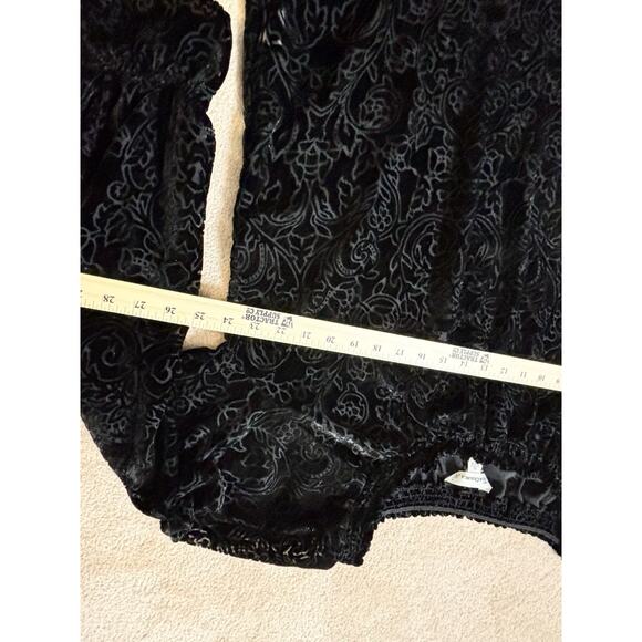 Tantrums Black Velvet Off Shoulder Blouse XL - Picture 2 of 4